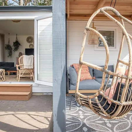 Stayatsas Sam, Middenin Het Bos, Kindvriendelijk, Stijlvol Ingericht, Parkeren Naast Het Huisje,veel Privacy, Ruime Tuin Holiday home Epe