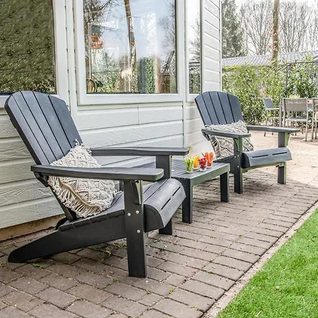 Holiday home Stayatsas Sam, Middenin Het Bos, Kindvriendelijk, Stijlvol Ingericht, Parkeren Naast Het Huisje,veel Privacy, Ruime Tuin