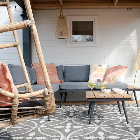 Stayatsas Sam, Middenin Het Bos, Kindvriendelijk, Stijlvol Ingericht, Parkeren Naast Het Huisje,veel Privacy, Ruime Tuin