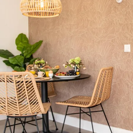 Stayatsas Sam, Luxe Boshuis Met Veranda Prázdninový dům