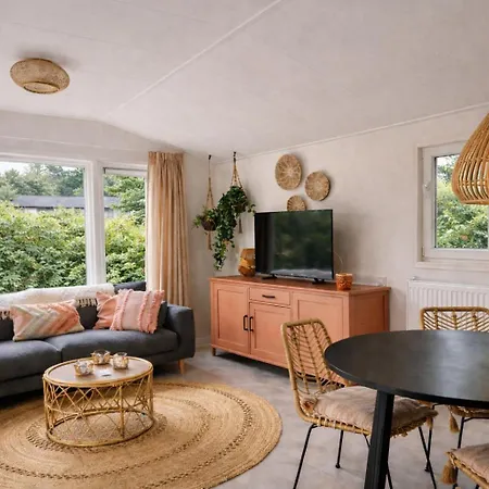 Prázdninový dům Stayatsas Sam, Luxe Boshuis Met Veranda Epe
