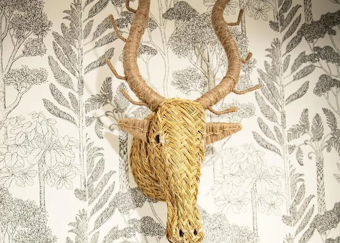 Dom wakacyjny Stayatsas Sam, Middenin Het Bos, Kindvriendelijk, Stijlvol Ingericht, Parkeren Naast Het Huisje,veel Privacy, Ruime Tuin