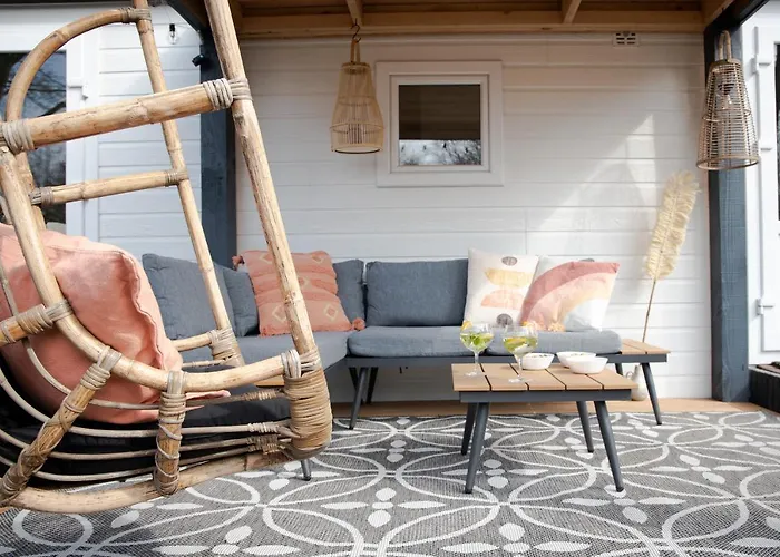 Stayatsas Sam, Middenin Het Bos, Kindvriendelijk, Stijlvol Ingericht, Parkeren Naast Het Huisje,veel Privacy, Ruime Tuin