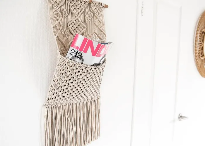 Stayatsas Sam, Middenin Het Bos, Kindvriendelijk, Stijlvol Ingericht, Parkeren Naast Het Huisje,veel Privacy, Ruime Tuin * Epe