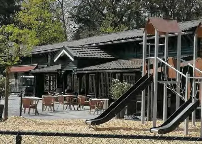 Stayatsas Sam, Middenin Het Bos, Kindvriendelijk, Stijlvol Ingericht, Parkeren Naast Het Huisje,veel Privacy, Ruime Tuin Dom wakacyjny Epe