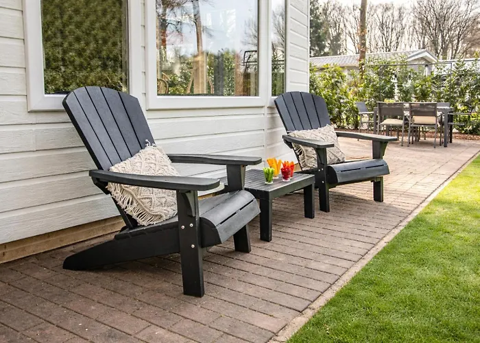 Stayatsas Sam, Middenin Het Bos, Kindvriendelijk, Stijlvol Ingericht, Parkeren Naast Het Huisje,veel Privacy, Ruime Tuin אפ