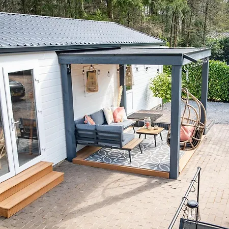 Stayatsas Tiny House Sam In De Bossen Op De Veluwe! Prázdninový dům Epe
