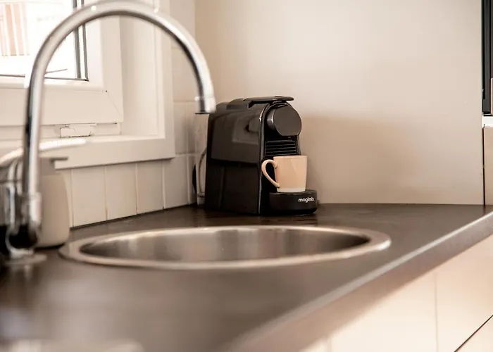 Сasa de vacaciones Stayatsas Sam, Middenin Het Bos, Kindvriendelijk, Stijlvol Ingericht, Parkeren Naast Het Huisje,veel Privacy, Ruime Tuin *